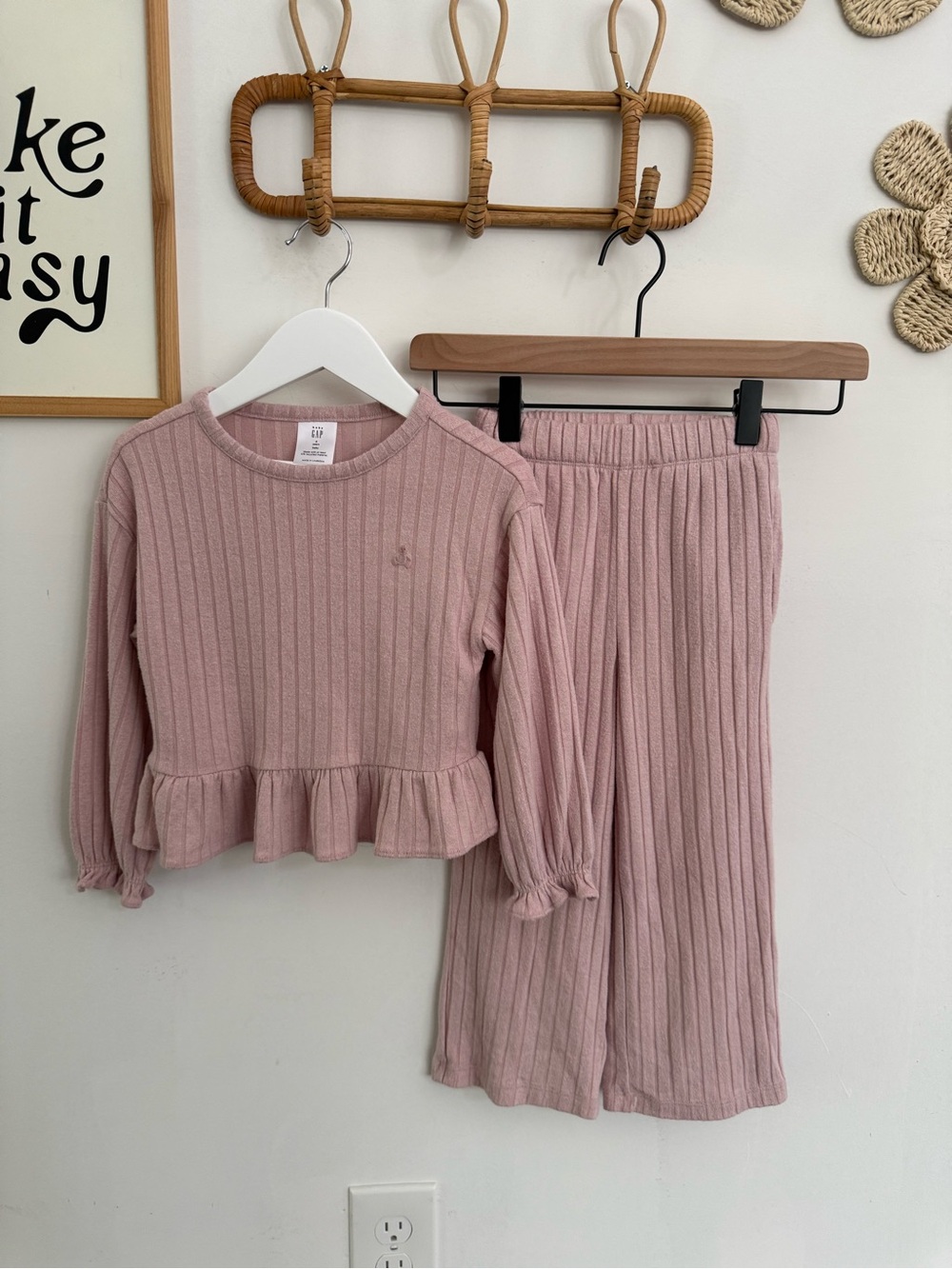 Gap - 4y - super soft/ribbed matching set